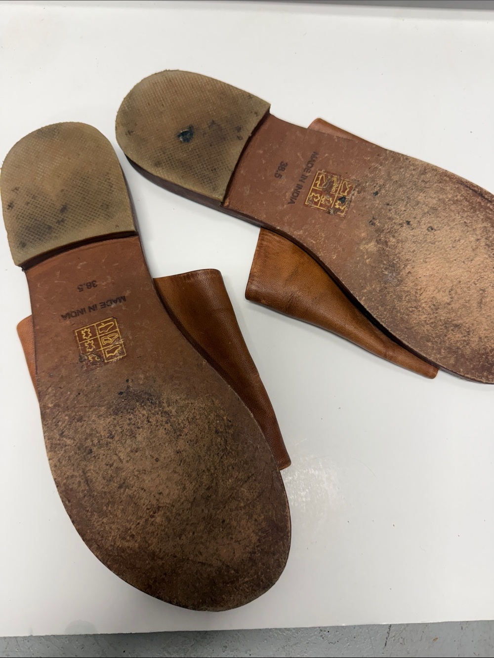 Free People Womens - Size 8.5 Cognac Leather Slide Sandals - Great Condition - Picture 3 of 3
